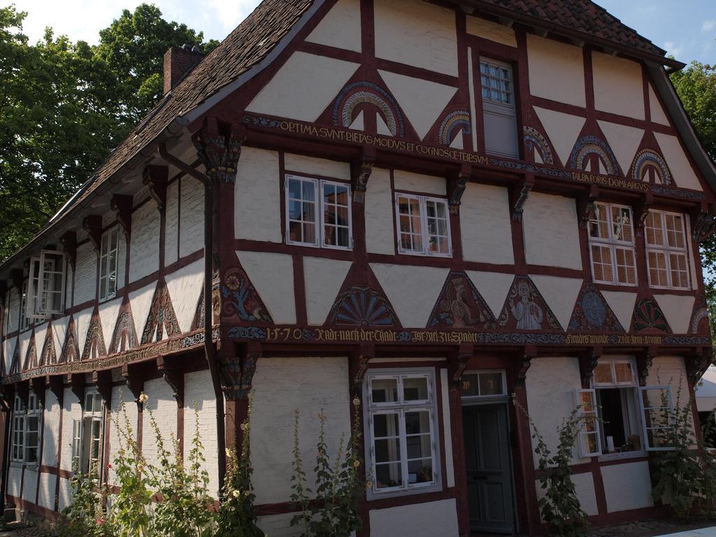 Klosterkrug Apartments Lüneburg Esterno foto